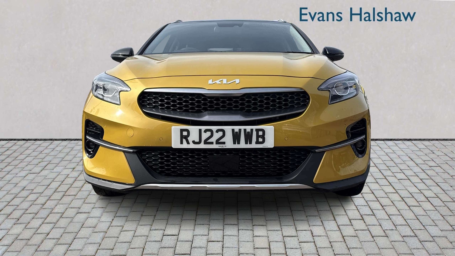 Used Kia XCeed 2022 for sale - 77972672: Photo 2