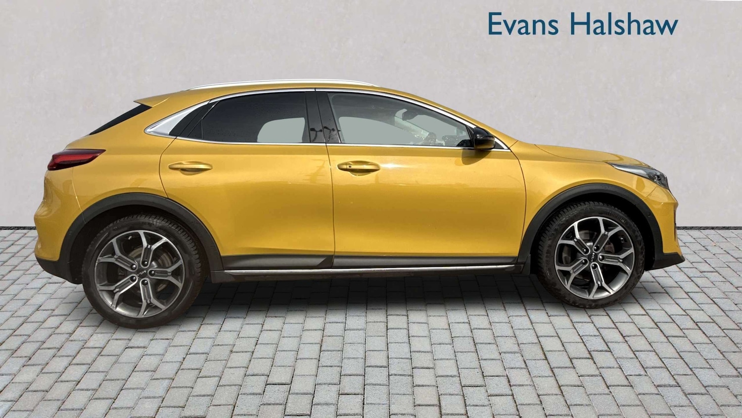 Used Kia XCeed 2022 for sale - 77972672: Photo 4