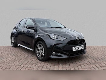 Used Toyota Yaris 2024 for sale - 75812925: Photo