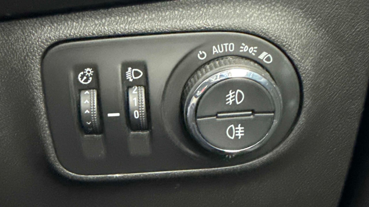 Used Vauxhall Corsa 2019 for sale - 77787153: Photo 19