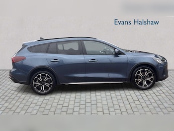 Used Ford Focus 2022 for sale - 76249088: Photo