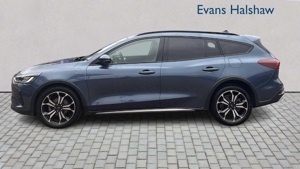 Used Ford Focus 2022 for sale - 76249088: Photo 3