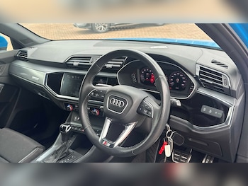 Used Audi Q3 2019 for sale - 78960967: Photo