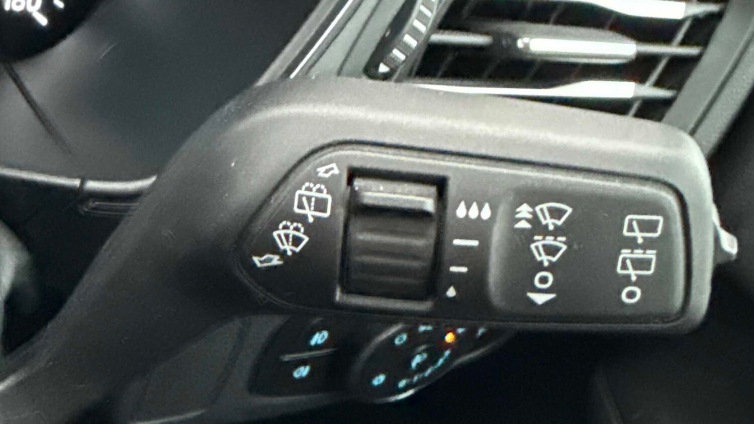 Used Ford Focus 2021 for sale - 76421123: Photo 21