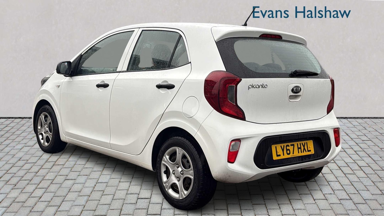 Used Kia Picanto 2018 for sale - 77401668: Photo 2