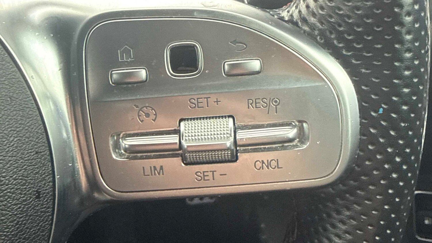 Used Mercedes-Benz CLA 2023 for sale - 78010335: Photo 13