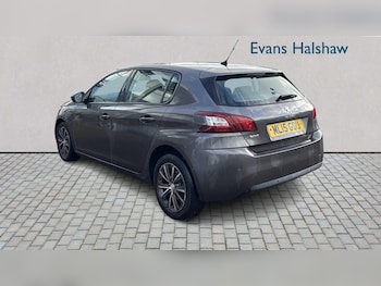 Used Peugeot 308 2015 for sale - 76401220: Photo