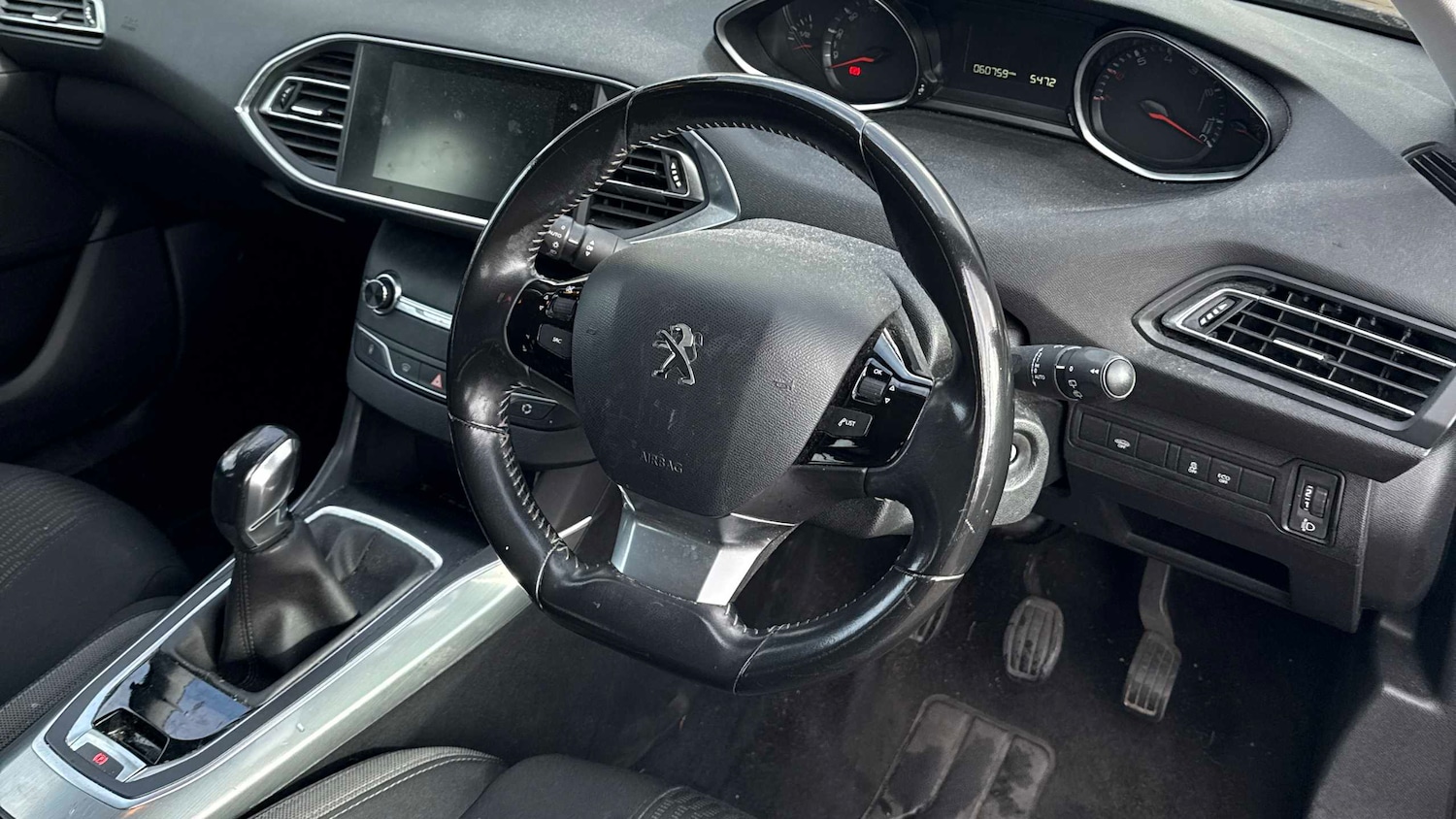 Used Peugeot 308 2015 for sale - 76401220: Photo 7