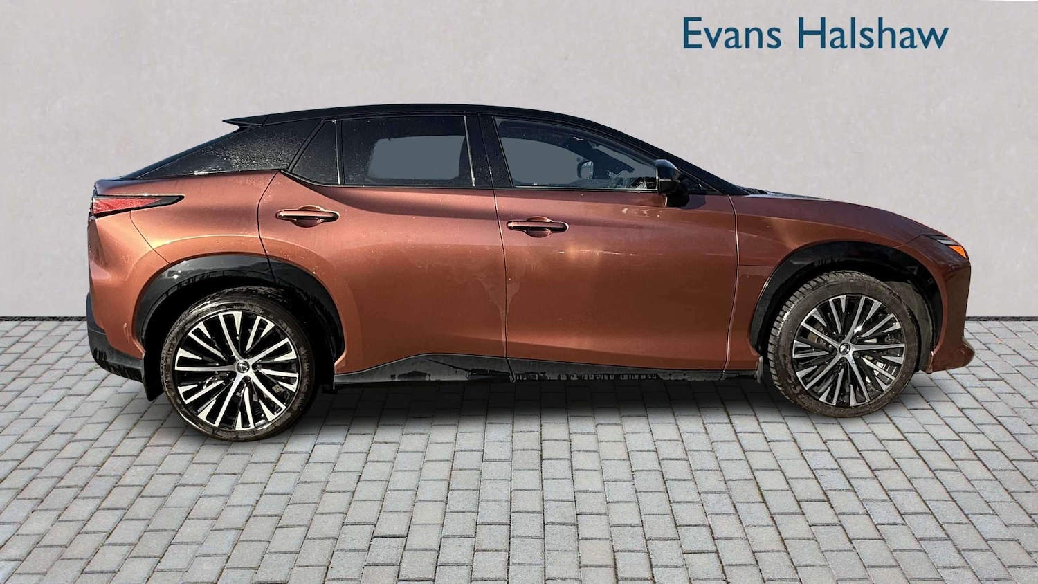 Used Lexus RZ 2023 for sale - 77741126: Photo 4