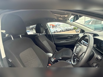 Used Hyundai BAYON 2023 for sale - 79579757: Photo