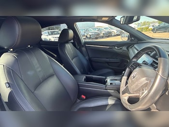 Used Honda Civic 2020 for sale - 78831812: Photo
