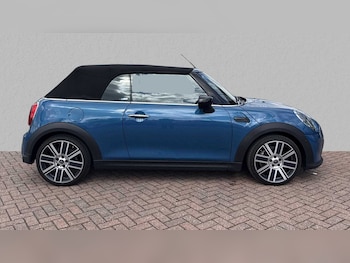 Used MINI Convertible 2023 for sale - 77194433: Photo
