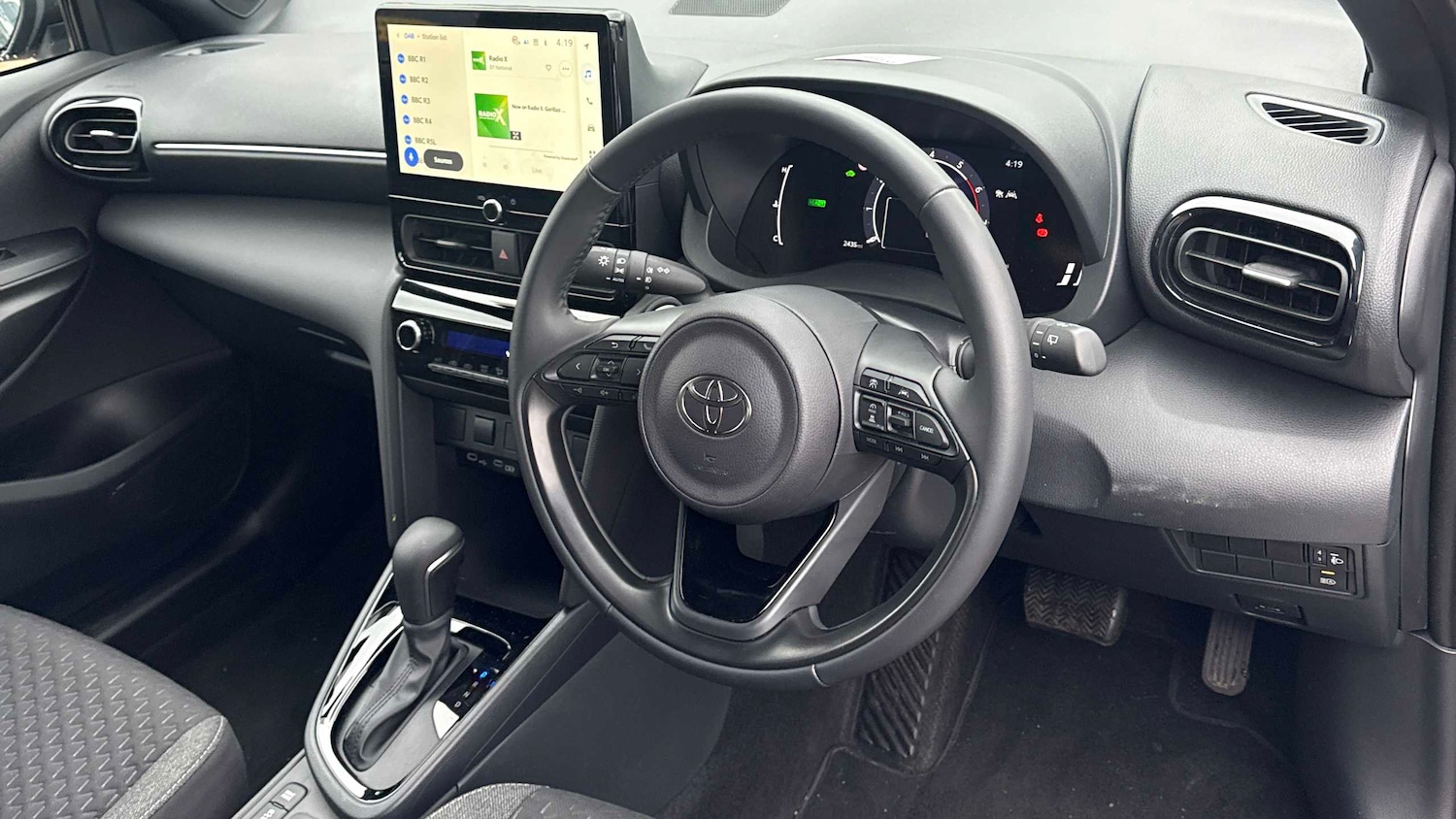 Used Toyota Yaris Cross 2025 for sale - 77786948: Photo 3