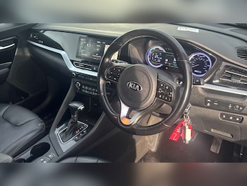 Used Kia Niro 2020 for sale - 77348160: Photo