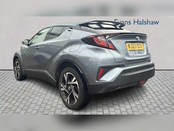 Used Toyota C-HR 2023 for sale - 77740782: Photo