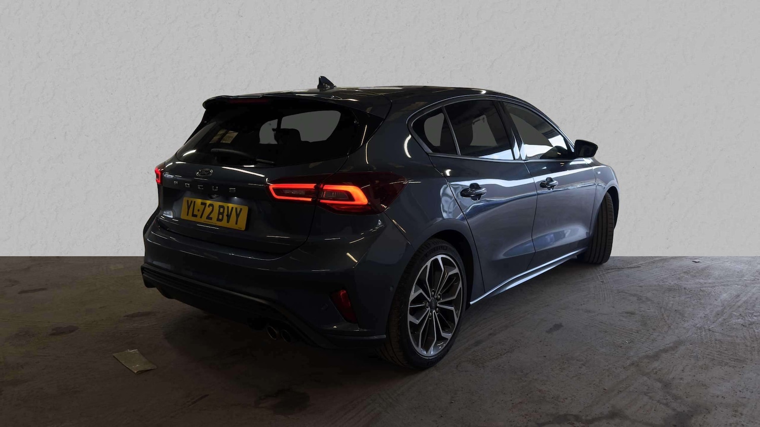 Used Ford Focus 2023 for sale - 76421121: Photo 4