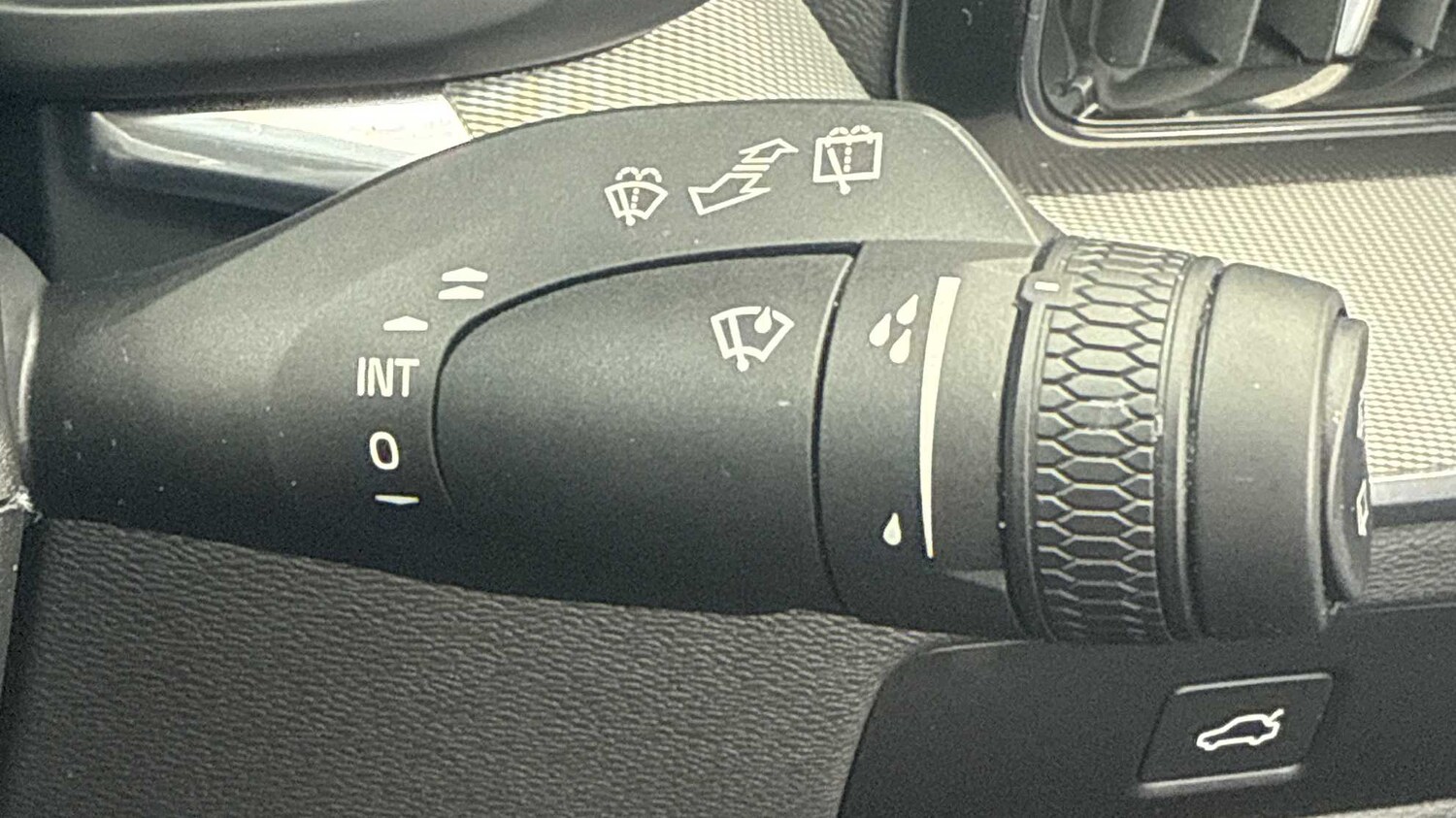 Used Volvo XC60 2023 for sale - 77194490: Photo 23