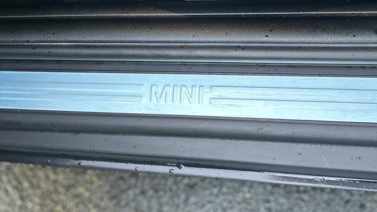 Used MINI Convertible 2021 for sale - 76587624: Photo 13