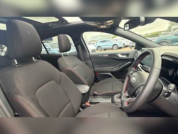 Used Ford Focus 2025 for sale - 79486704: Photo