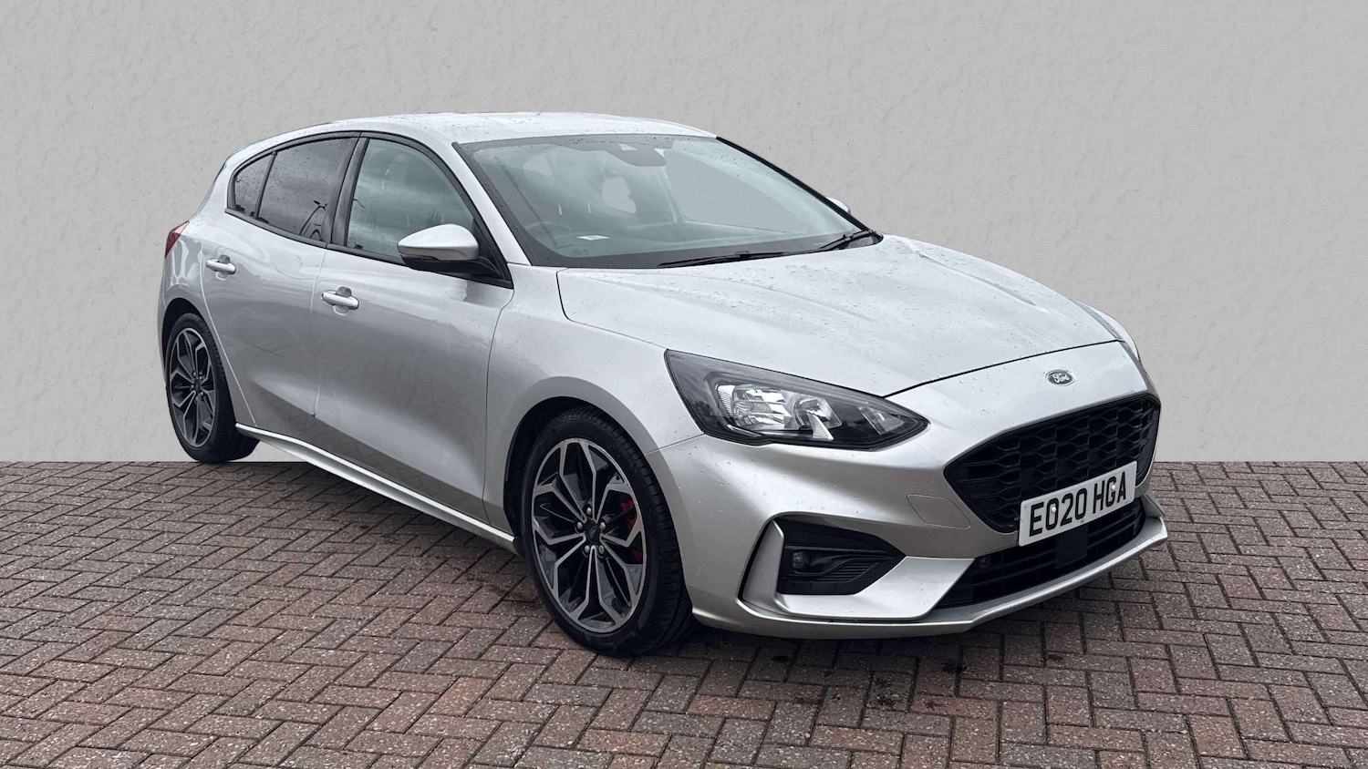 Used Ford Focus 2020 for sale - 76016111: Photo 1