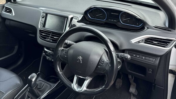 Used Peugeot 2008 2018 for sale - 76262417: Photo 7