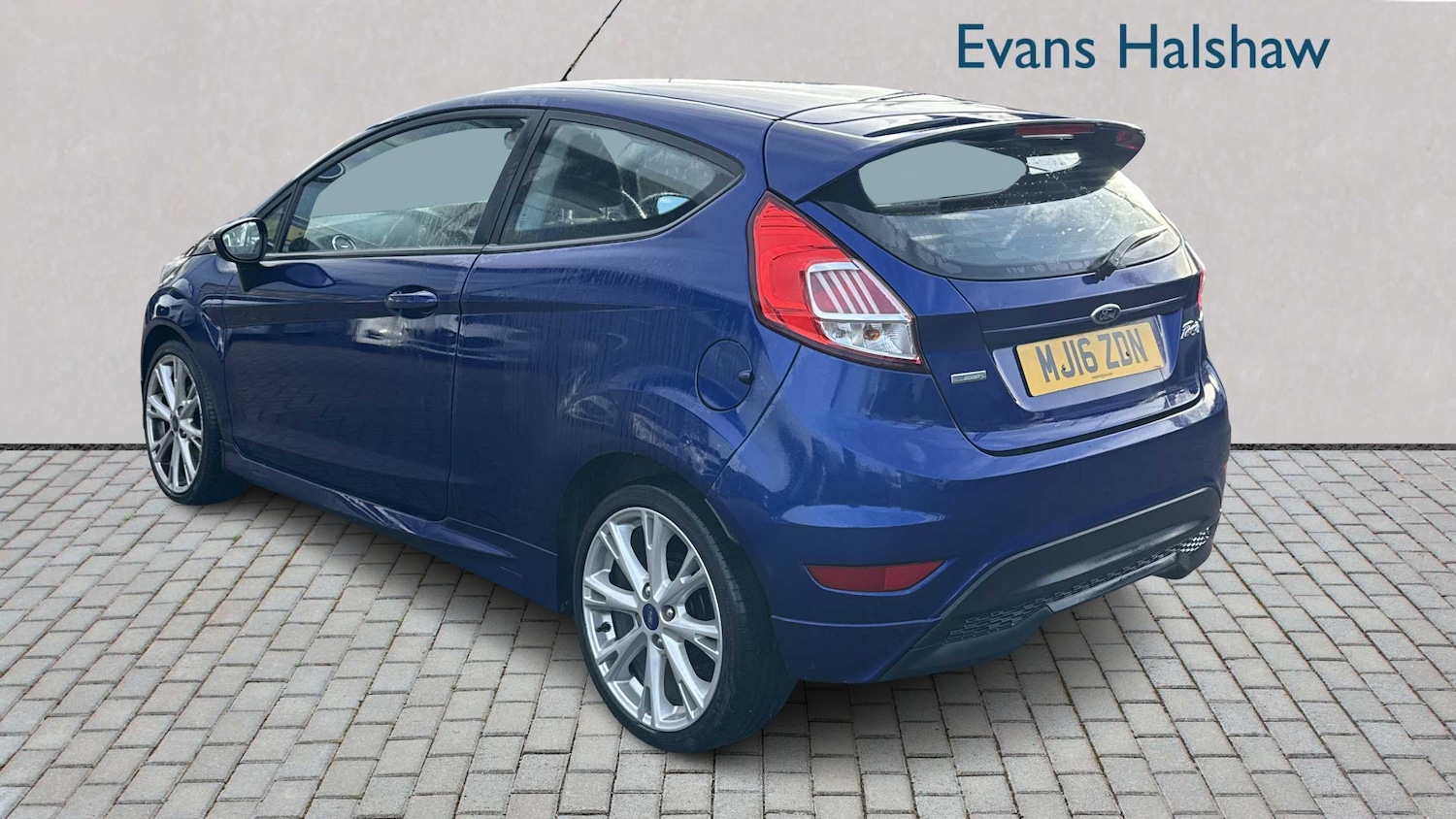 Used Ford Fiesta 2016 for sale - 77194442: Photo 2