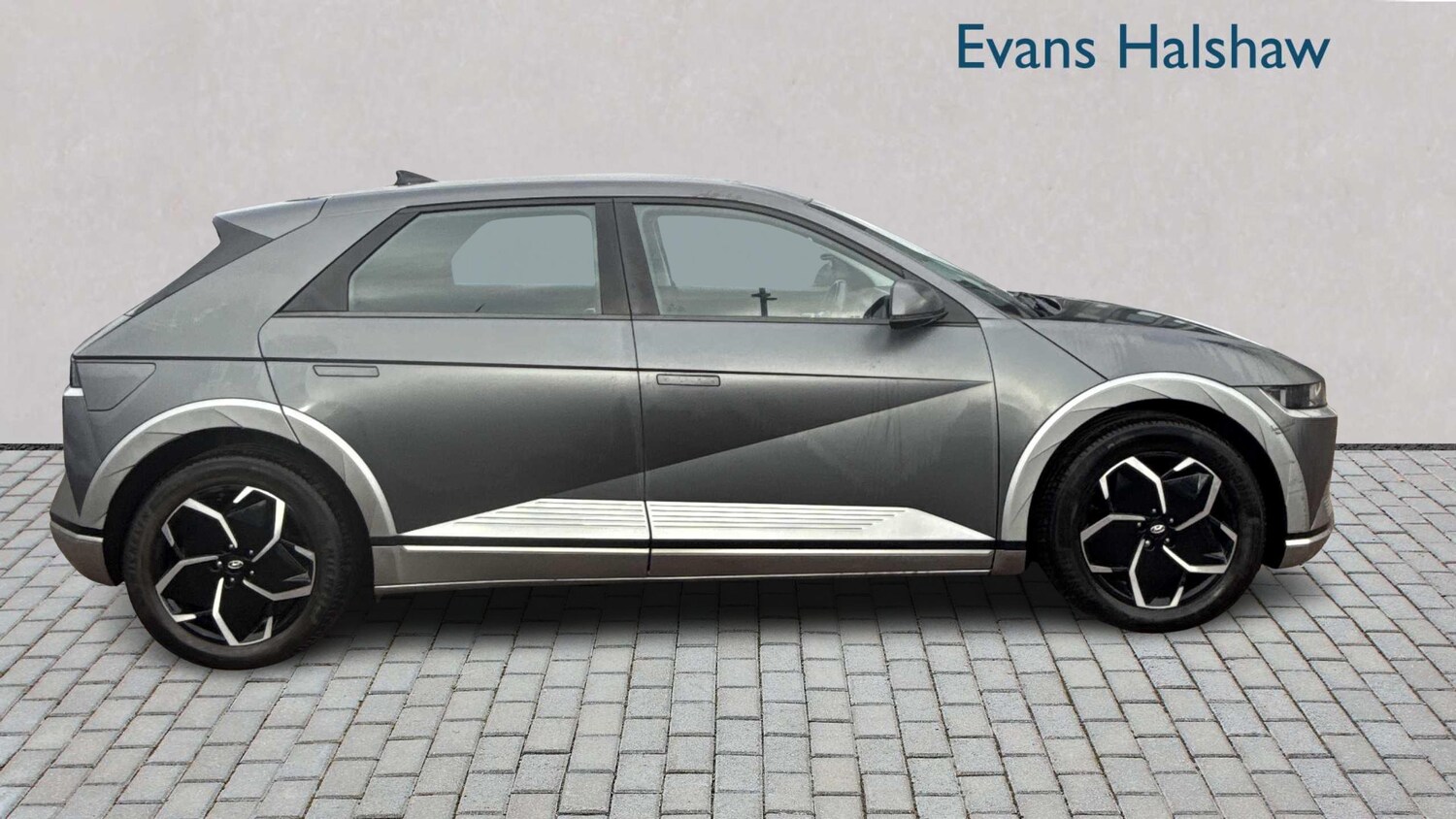 Used Hyundai IONIQ 5 2023 for sale - 77995915: Photo 5