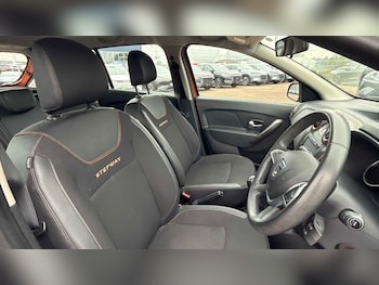 Used Dacia Sandero Stepway 2018 for sale - 78432564: Photo
