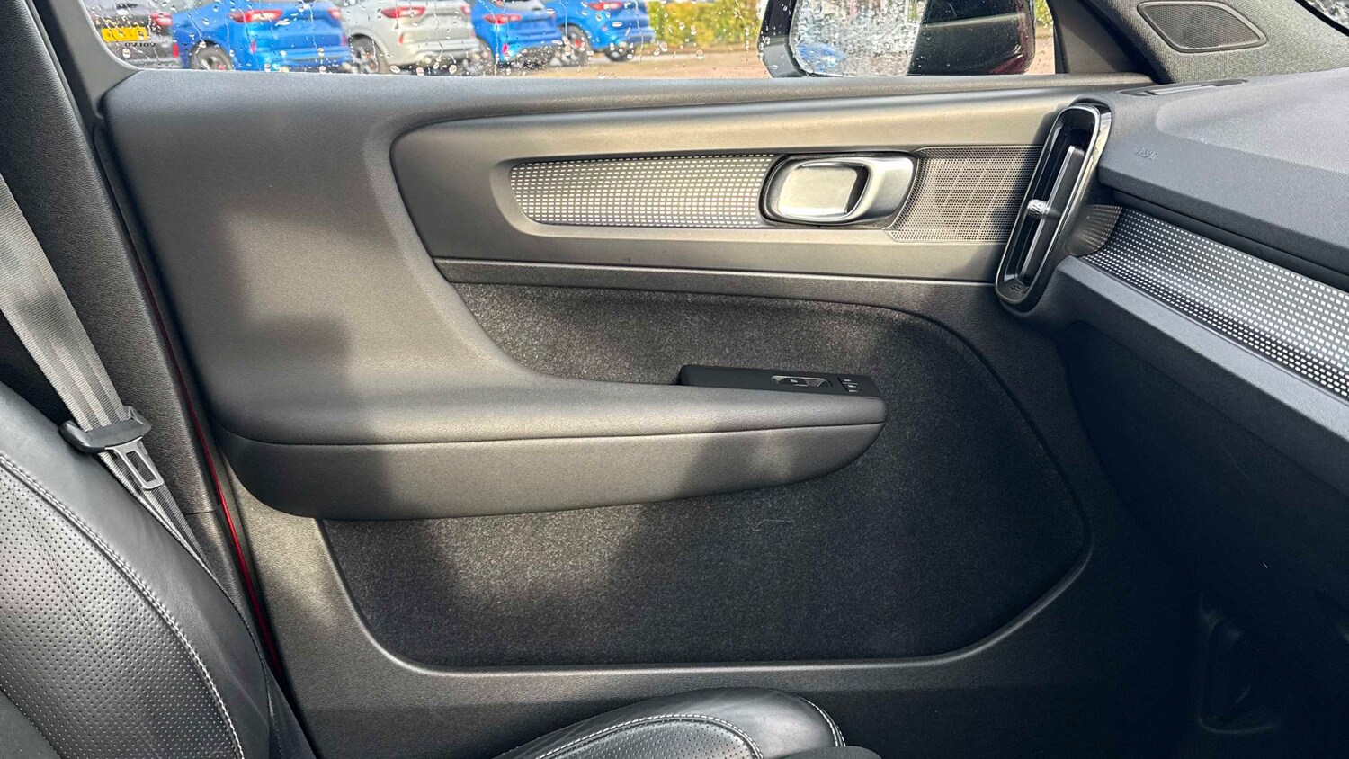 Used Volvo XC40 2020 for sale - 77348075: Photo 11