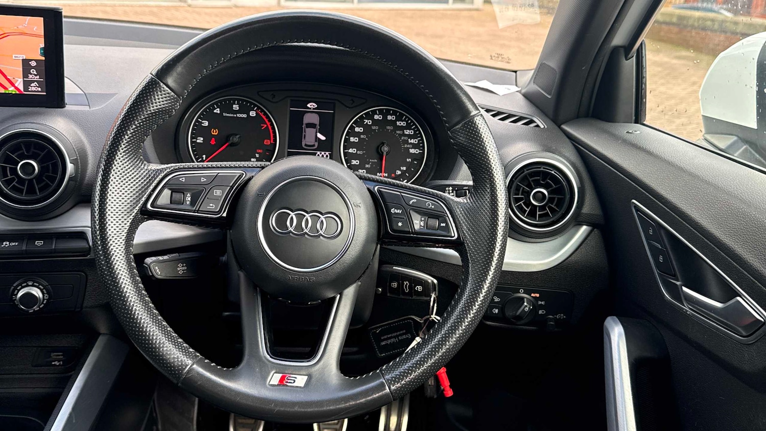Used Audi Q2 2018 for sale - 77842305: Photo 11