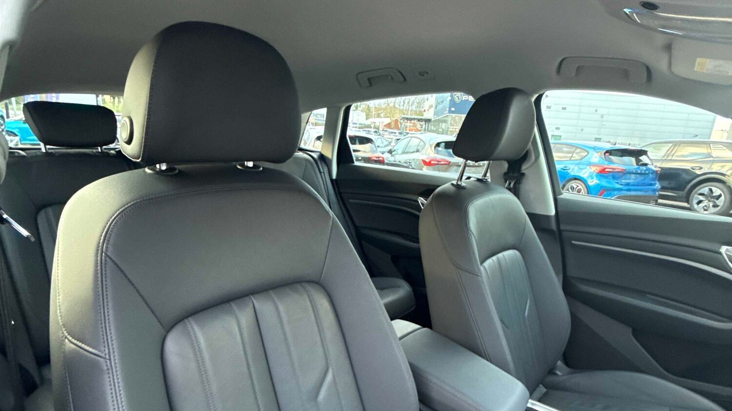 Used Audi e-tron 2021 for sale - 77194393: Photo 6