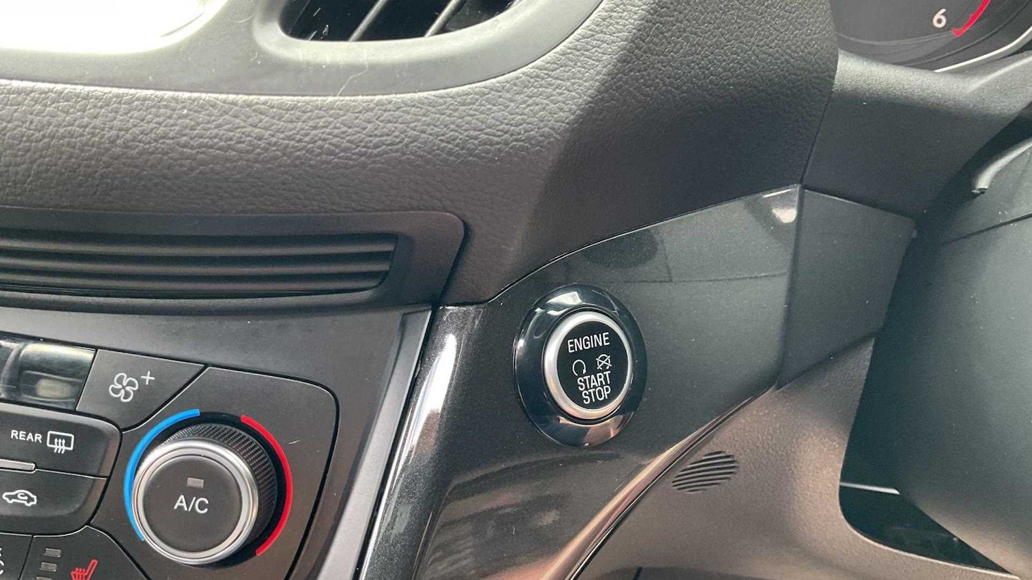 Used Ford Kuga 2019 for sale - 76401239: Photo 20