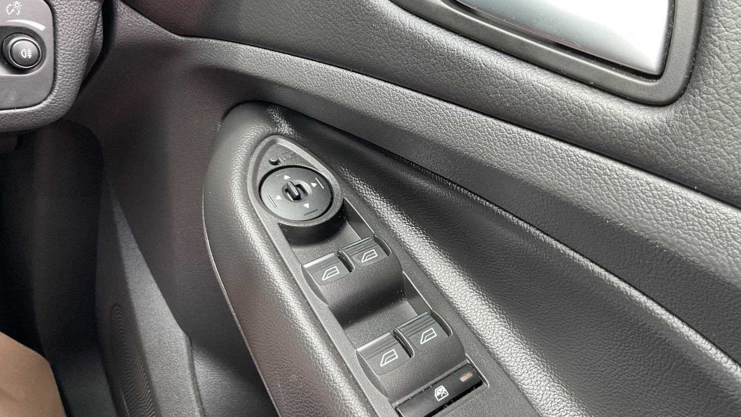 Used Ford Kuga 2019 for sale - 76401239: Photo 30