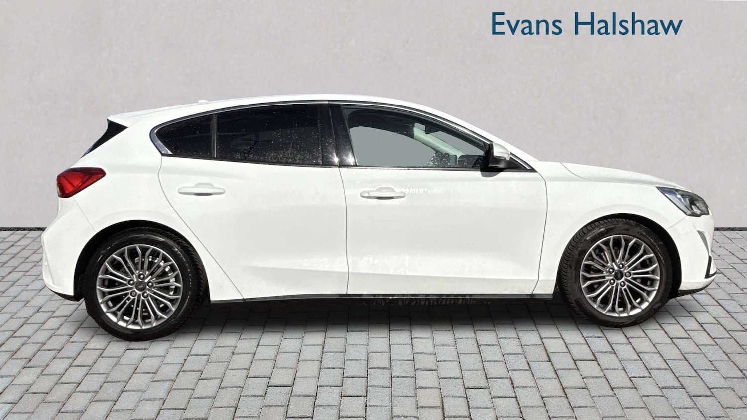 Used Ford Focus 2018 for sale - 77741112: Photo 2