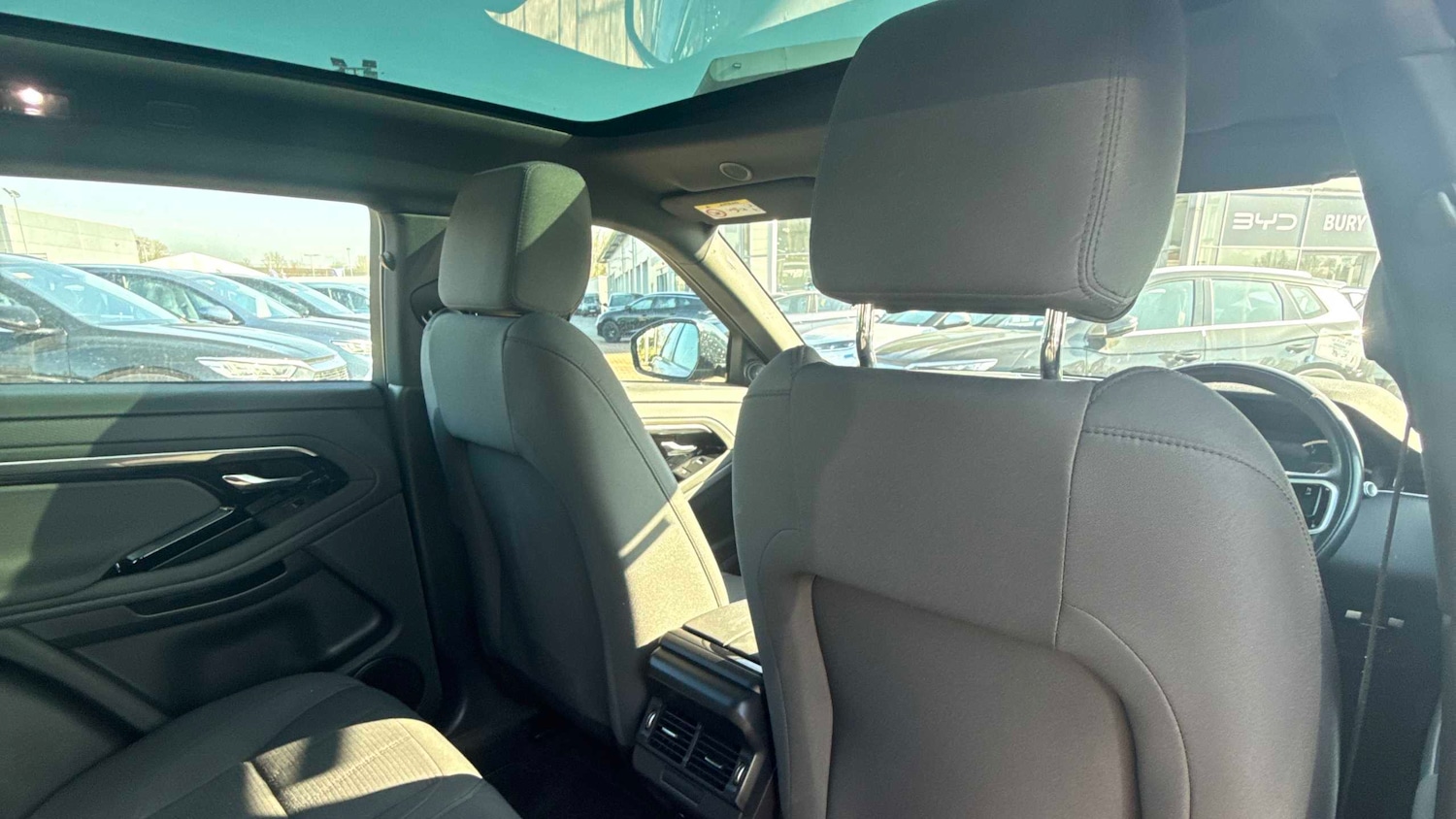 Used Land Rover Range Rover Evoque 2022 for sale - 77972873: Photo 3