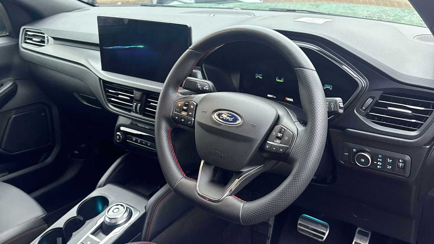 Used Ford Kuga 2025 for sale - 77389808: Photo 3