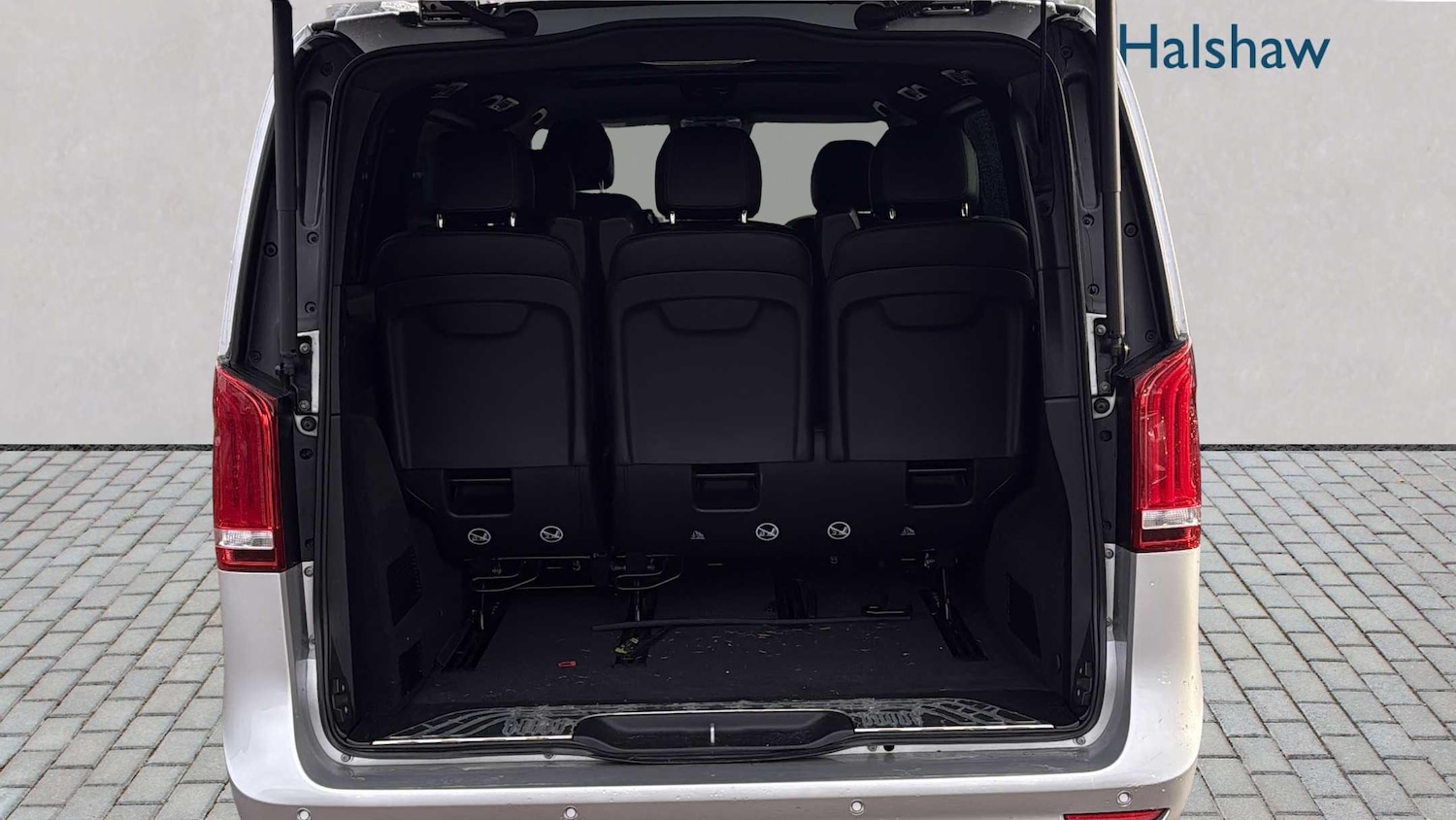 Used Mercedes-Benz V-Class 2023 for sale - 77194483: Photo 14