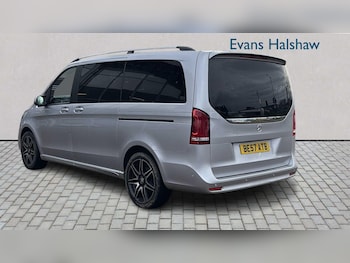 Used Mercedes-Benz V-Class 2023 for sale - 77194483: Photo