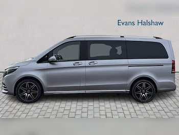 Used Mercedes-Benz V-Class 2023 for sale - 77194483: Photo