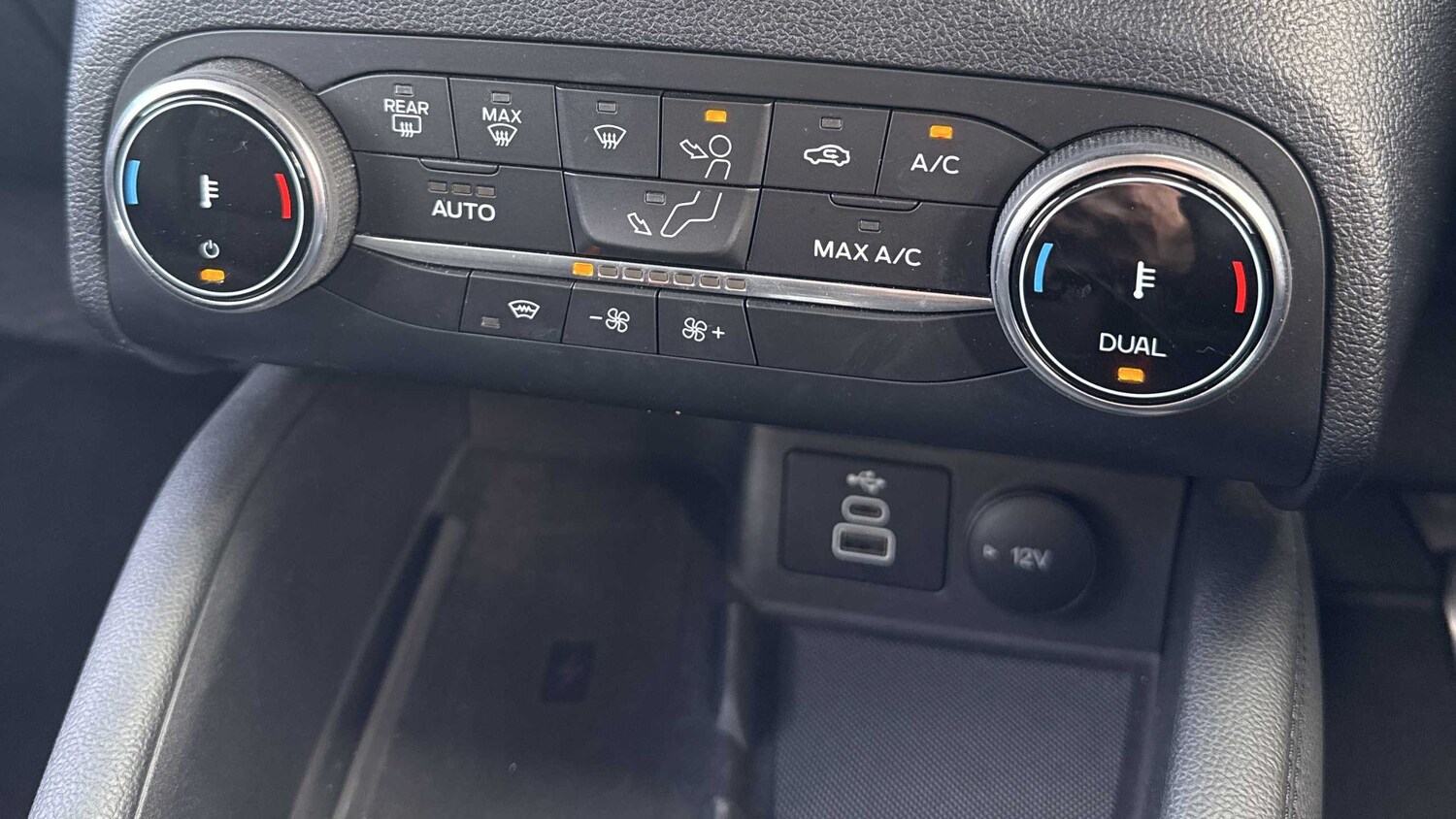 Used Ford Kuga 2022 for sale - 75812876: Photo 27