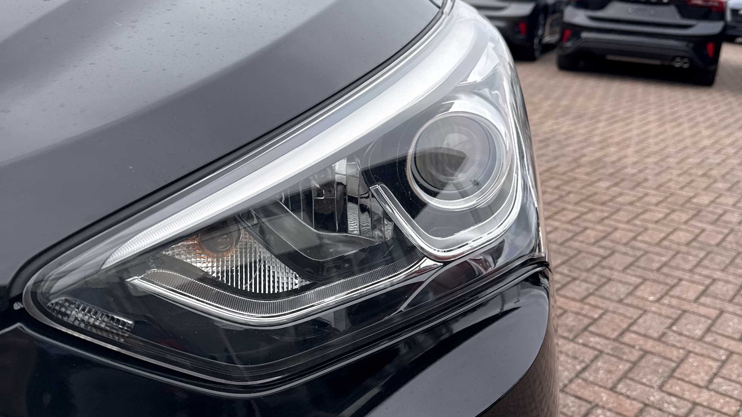 Used Hyundai Santa Fe 2017 for sale - 76045186: Photo 34