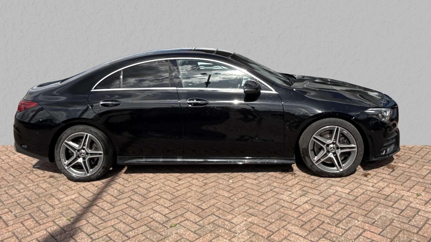 Used Mercedes-Benz CLA 2022 for sale - 75903097: Photo 2