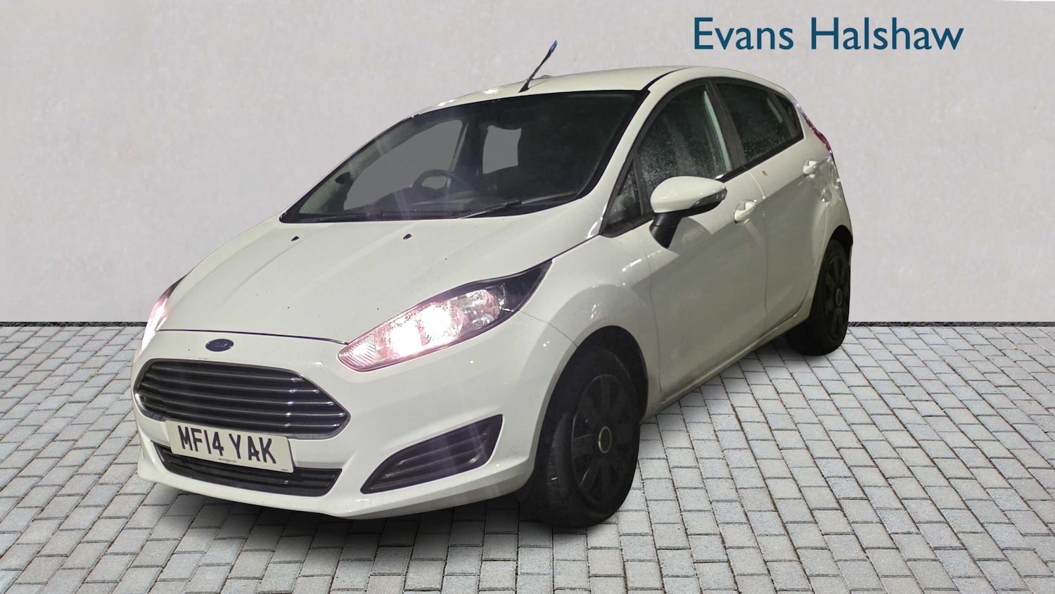 Used Ford Fiesta 2014 for sale - 76672920: Photo 2