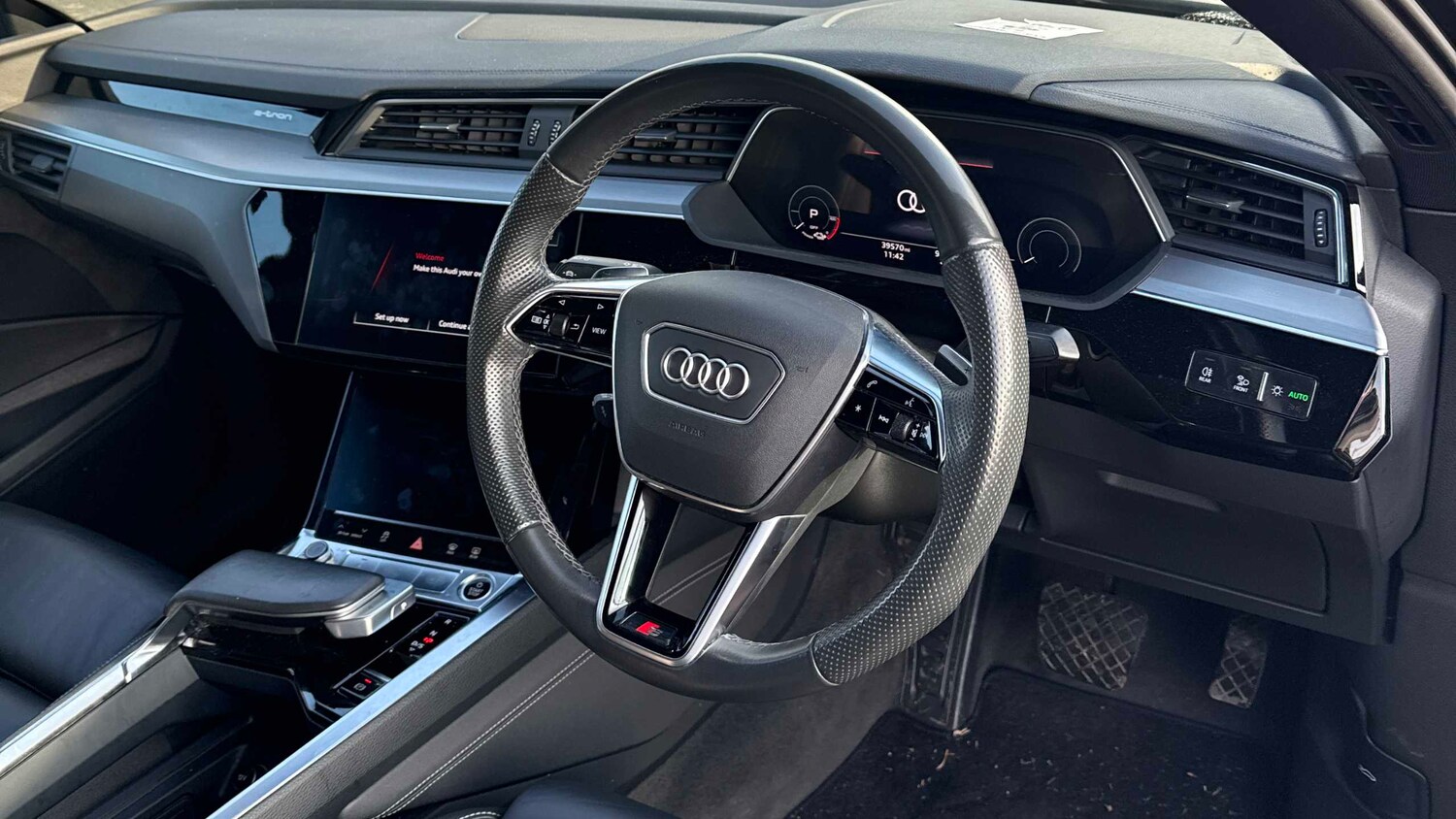 Used Audi e-tron 2021 for sale - 77194662: Photo 6