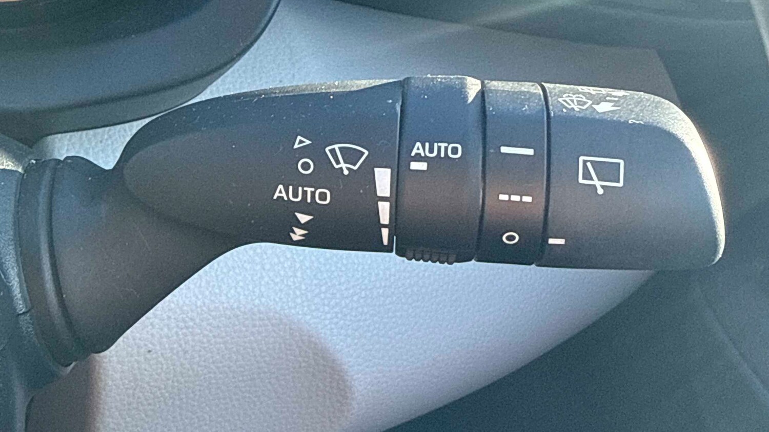 Used Toyota Yaris 2022 for sale - 77194427: Photo 26