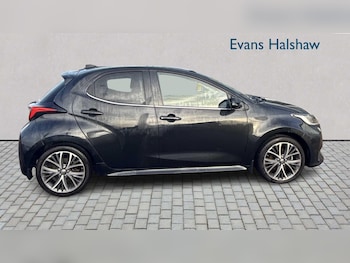 Used Toyota Yaris 2022 for sale - 77194427: Photo