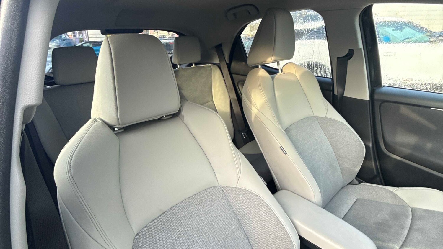 Used Toyota Yaris 2022 for sale - 77194427: Photo 7