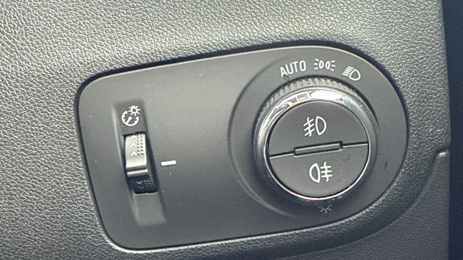 Used Vauxhall Crossland 2022 for sale - 77194535: Photo 21