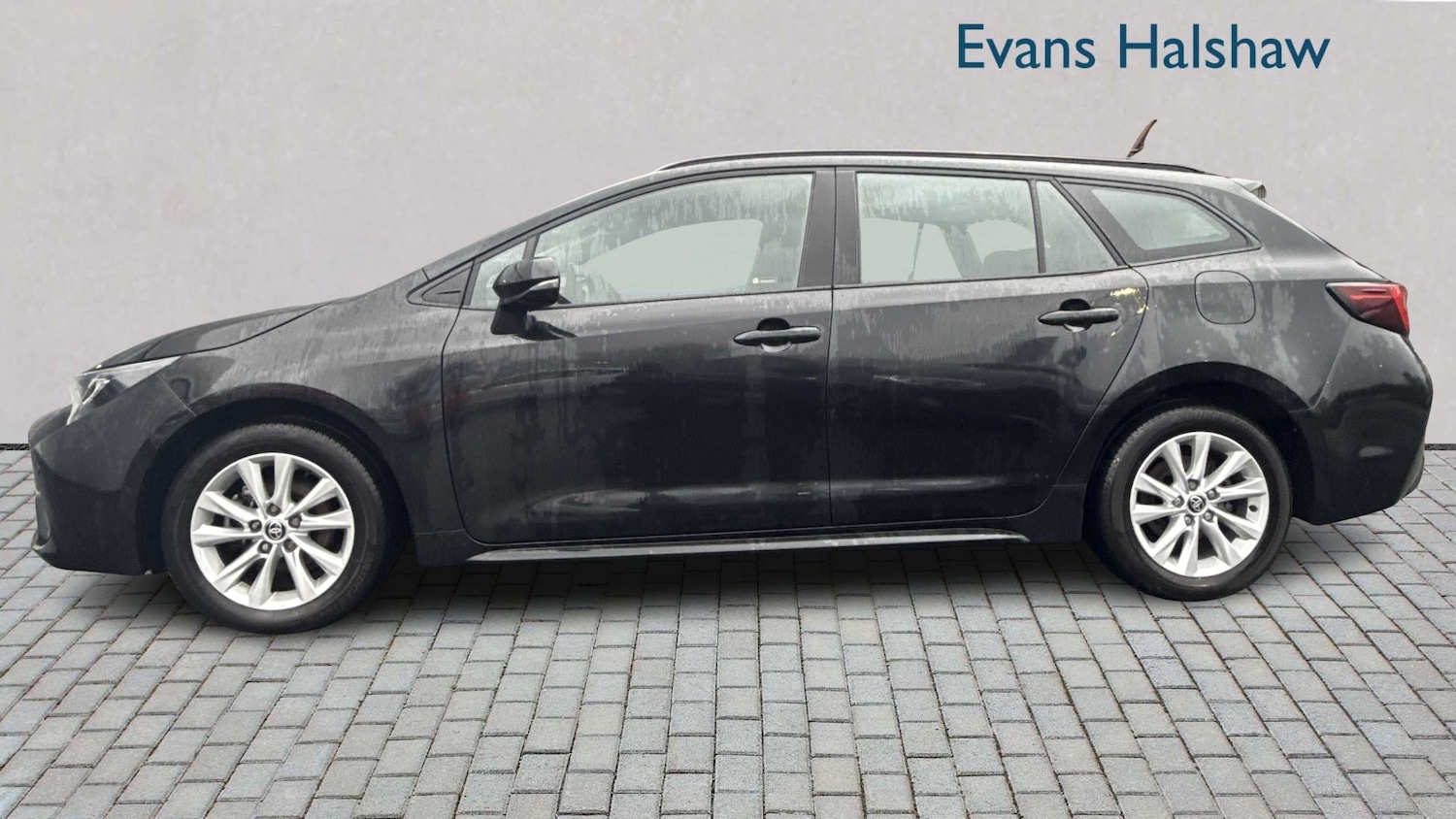 Used Toyota Corolla 2024 for sale - 77698817: Photo 3