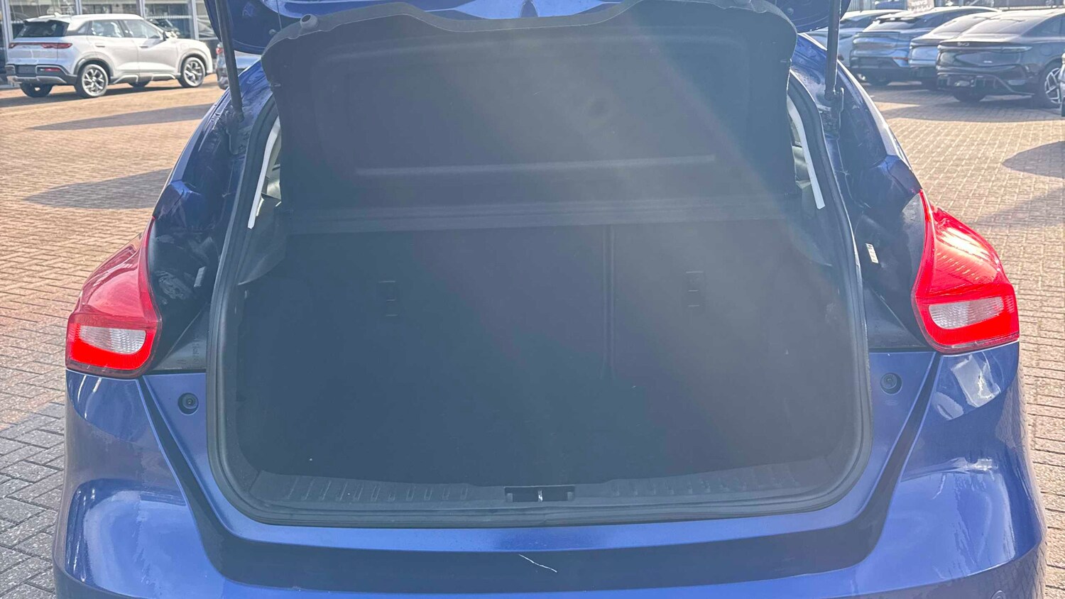 Used Ford Focus 2017 for sale - 77674808: Photo 9